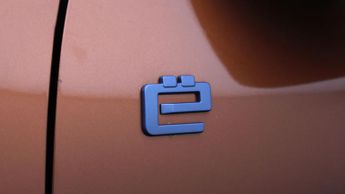 Citroen e-C4 SHINE PLUS