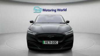 Ford Mustang Mach-E BASE