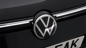 Volkswagen Golf STYLE TSI DSG