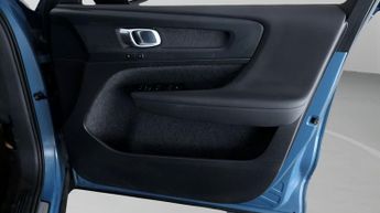 Volvo XC40 RECHARGE PLUS