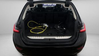 BMW 3 Series 330E SE PRO