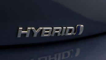 Toyota Corolla ICON TECH