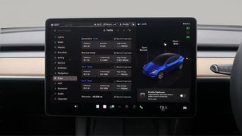 Tesla Model Y LONG RANGE AWD