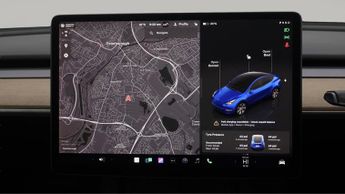 Tesla Model Y LONG RANGE AWD