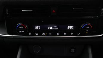 Nissan Qashqai DIG-T ACENTA PREMIUM