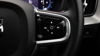 Volvo XC60 B4 R-DESIGN AWD