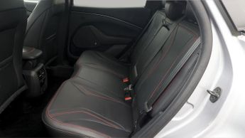 Ford Mustang Mach-E BASE