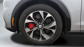 Ford Mustang Mach-E BASE