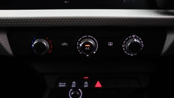 Audi A1 SPORTBACK TFSI S LINE