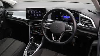 Volkswagen T-Roc LIFE TSI DSG