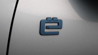 Citroen e-C4 SHINE PLUS