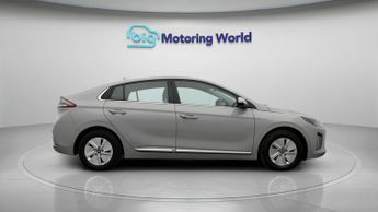 Hyundai IONIQ PREMIUM