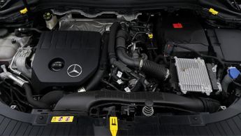 Mercedes-Benz GLA GLA 200 AMG LINE PREMIUM