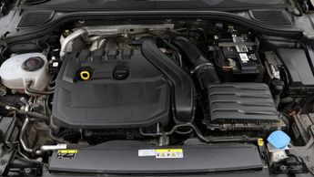 Volkswagen Golf R-LINE ETSI DSG