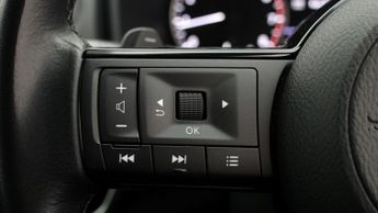 Nissan Qashqai DIG-T ACENTA PREMIUM DCT