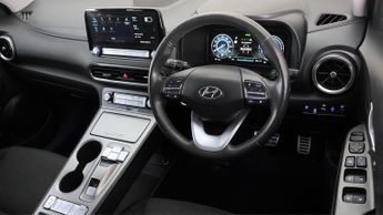 Hyundai KONA PREMIUM