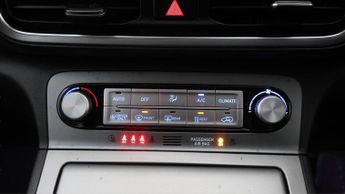 Hyundai KONA PREMIUM