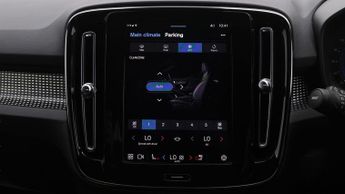 Volvo XC40 RECHARGE PLUS TWIN AWD