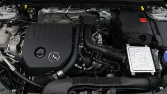 Mercedes-Benz CLA CLA 180 AMG LINE PREMIUM PLUS NIGHT EDIT