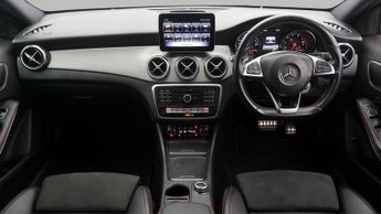 Mercedes-Benz GLA GLA 180 AMG LINE EDITION