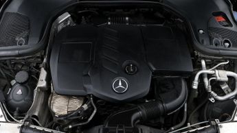 Mercedes-Benz E Class E 220 D AMG LINE PREMIUM