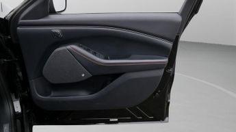 Ford Mustang Mach-E BASE