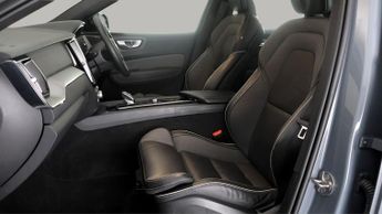 Volvo XC60 B5 PLUS AWD