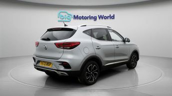 MG MG ZS EXCLUSIVE T-GDI