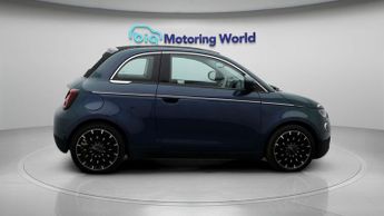 Fiat 500e C LA PRIMA