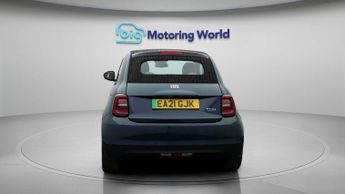 Fiat 500e C LA PRIMA