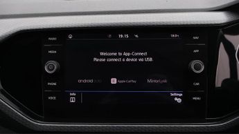 Volkswagen T-Cross R-LINE TSI DSG