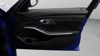 BMW 3 Series 330E XDRIVE M SPORT