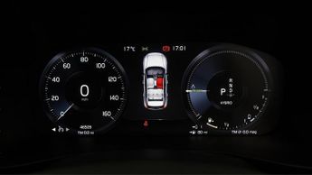 Volvo XC40 RECHARGE T5 R-DESIGN