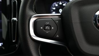 Volvo XC40 RECHARGE T5 R-DESIGN