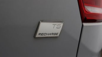 Volvo XC40 RECHARGE T5 R-DESIGN