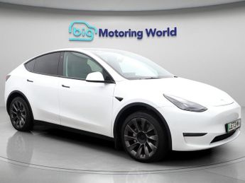Tesla Model Y LONG RANGE AWD