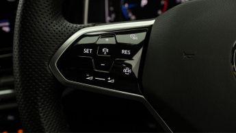 Volkswagen T-Roc R-LINE TSI DSG