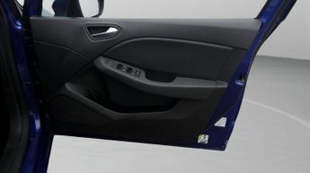 Renault Clio ICONIC E-TECH