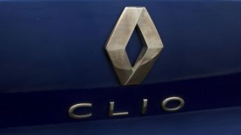 Renault Clio ICONIC E-TECH