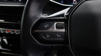 Peugeot E-208 GT PREMIUM