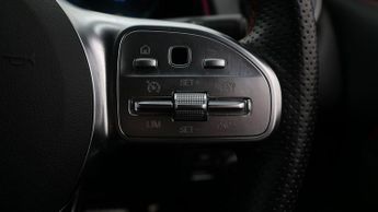 Mercedes-Benz EQB EQB 300 4MATIC AMG LINE PREMIUM