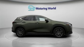 Lexus NX 450H PLUS