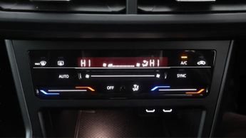 Volkswagen Polo R-LINE TSI DSG