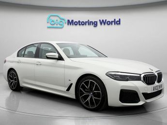 BMW 520 520D M SPORT