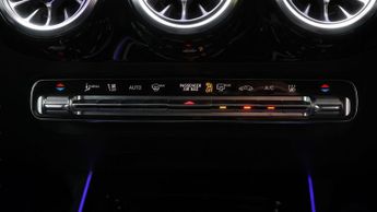 Mercedes-Benz EQA EQA 350 4MATIC AMG LINE PREMIUM