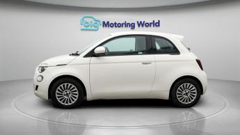Fiat 500e ACTION