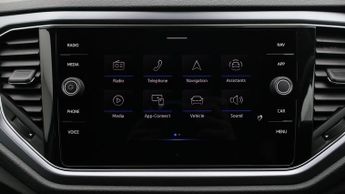 Volkswagen T-Roc ACTIVE TSI EVO DSG