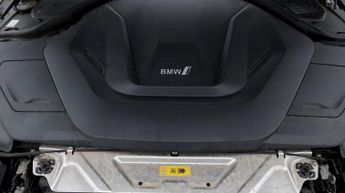 BMW i4 EDRIVE40 SPORT