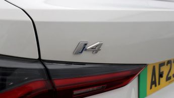 BMW i4 EDRIVE40 SPORT