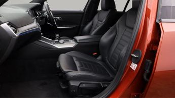 BMW 3 Series 330E M SPORT